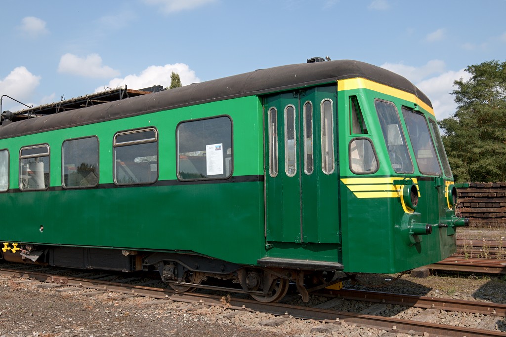 spoorweg spoorwegen hdr ns trein treinen locomotief verkeer transport openbaar vervoer spoor stoomlocomotief station